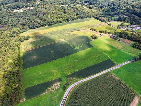 2nd image of 160 Steele School Rd