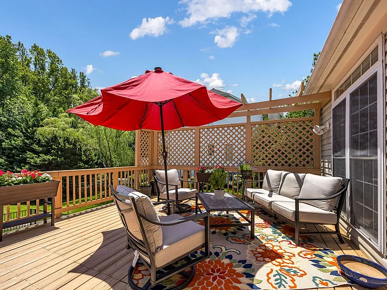 26 Kirby Ln — Photo 37