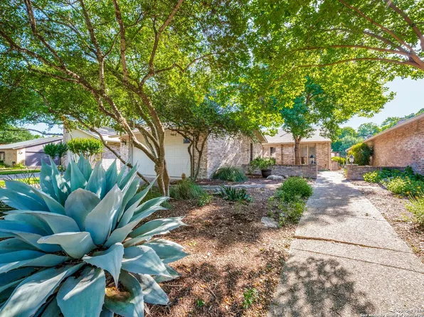 3750 HUNTERS CIR, San Antonio, TX 78230