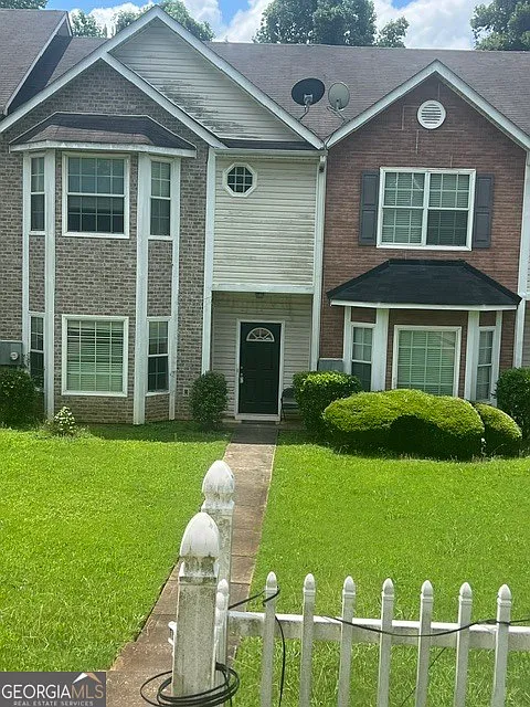 7699 Commerce Ct