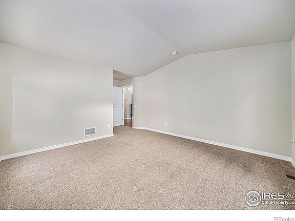 5th image of 2550 Custer Dr
