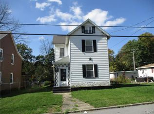 16 Washington St, Wind Gap, PA