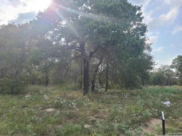 524 CRESTWAY RD LOT 70, Somerset, TX 78069