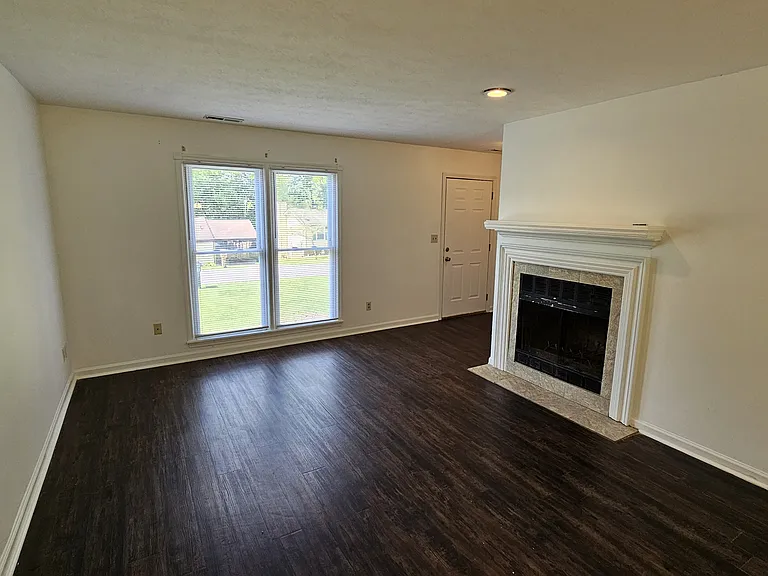 5603 Windy Willow Dr — Photo 9