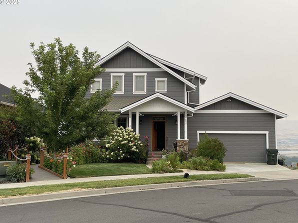 371 Summit Ridge Dr, The Dalles, OR 97058