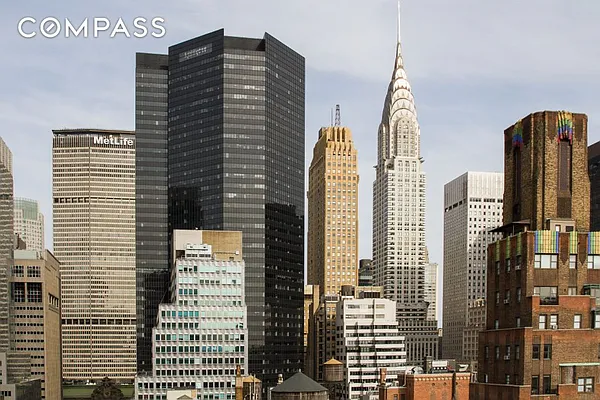 Rented by Compass | media 51