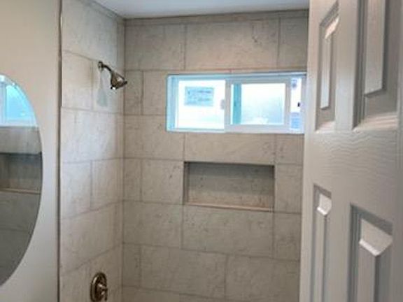 5th image of 1411-1413 E 53rd St #1411-1/4