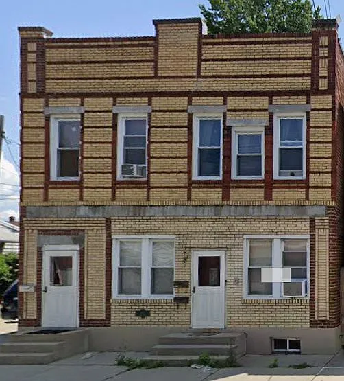 446 Riverside Ave