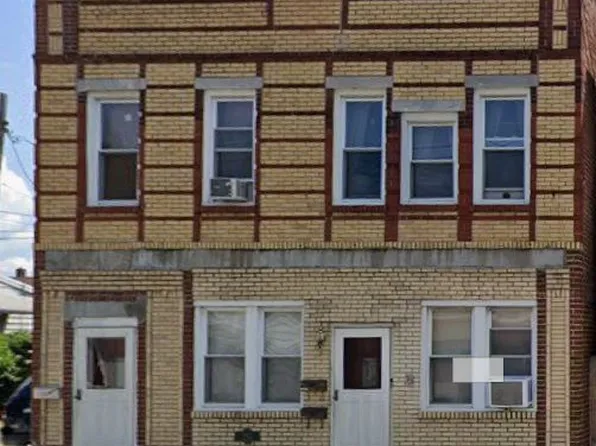446 Riverside Ave, Lyndhurst, NJ 07071
