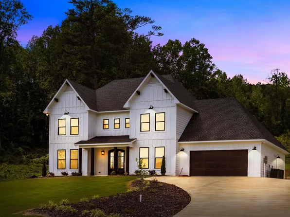 8396 Trails End Ln, Trussville, AL 35173