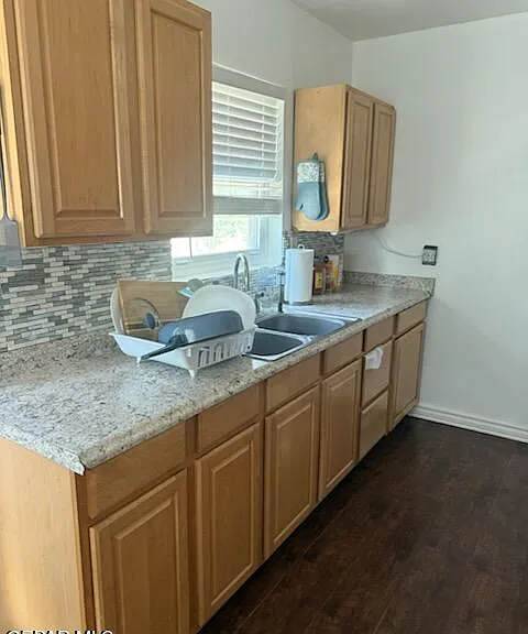 7423 Alpine Dr — Photo 9