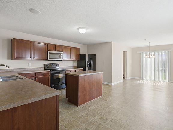 4th image of 238 Harold Murphy Dr