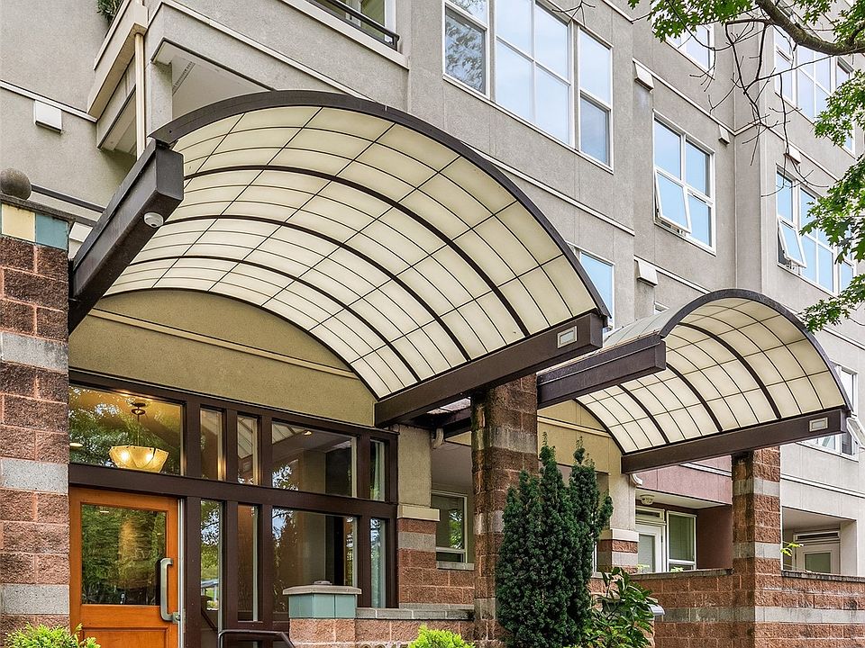 1st image of 10045 NE 1st Street #225