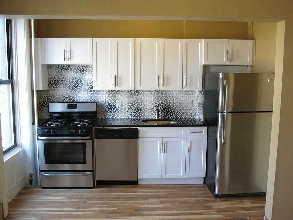 1st image of 33 Vernon Ave #2BB
