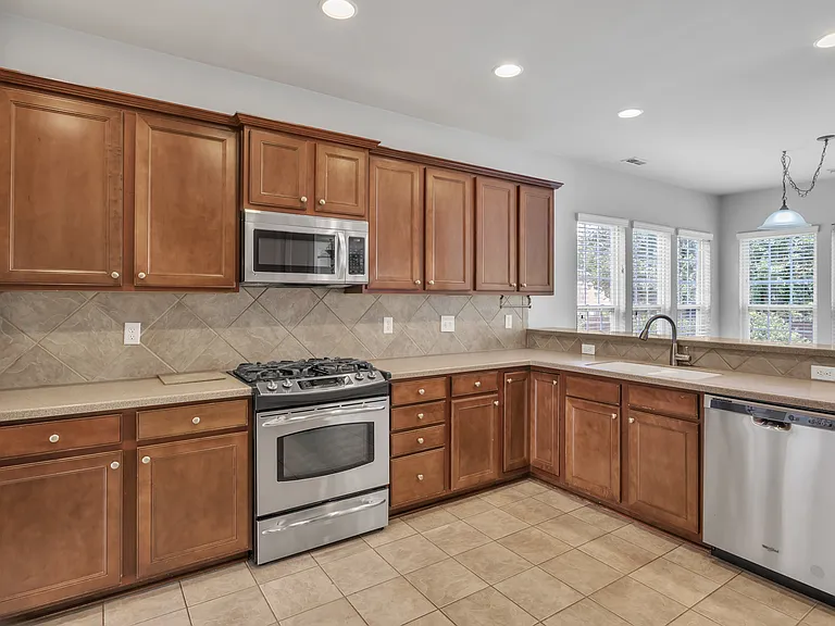 353 Euphoria Cir — Photo 20