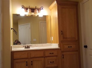 136 Lostrocco St, Angleton, TX 77515