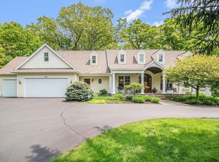 190 Preservation Dr NE, Ada, MI 49301