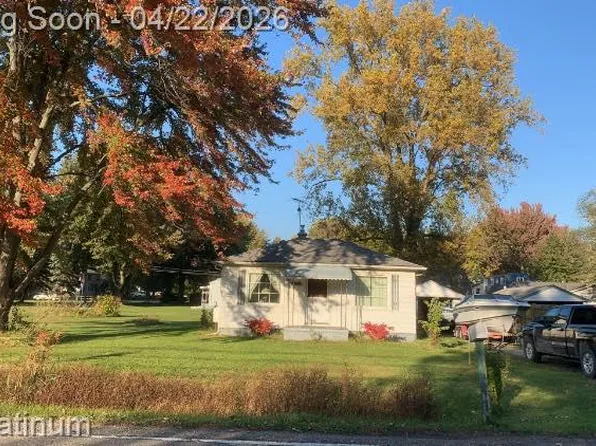 27135 Ballard St, Harrison Township, MI 48045