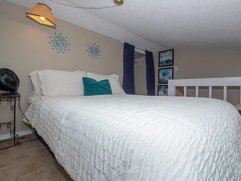 237 Southwood Shores Pl #3B — Photo 8