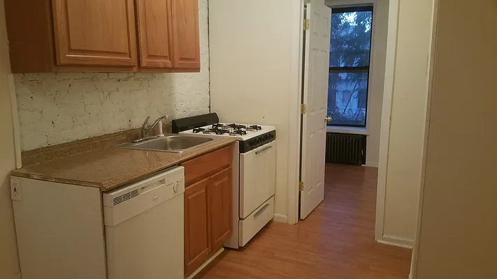 Rented by Brooklyn Heights Real Estate Inc | media 13