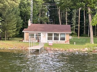 2268 Wolf Lake Dr, Baldwin, MI 49304