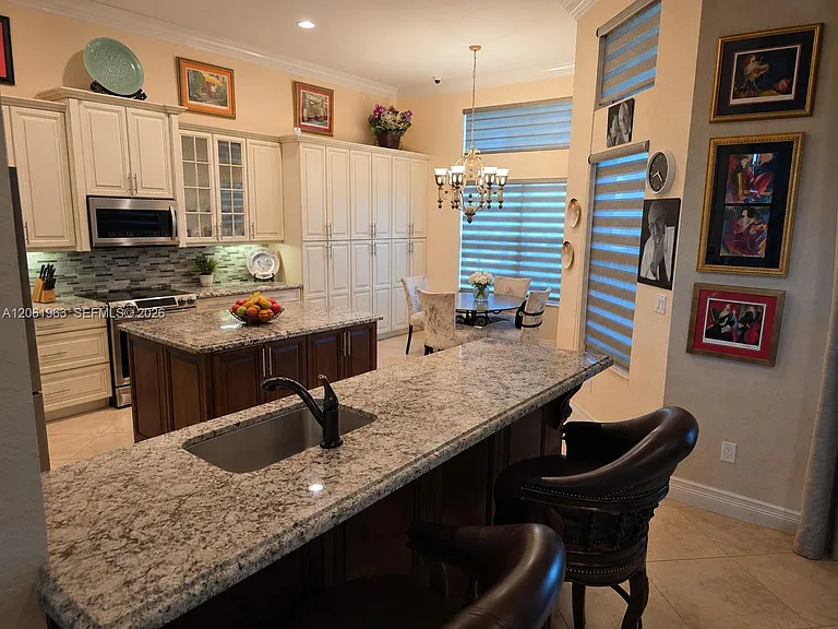 8195 Alpine Ridge Rd — Photo 4