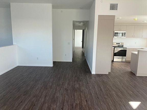 5th image of 9625 Gilespie St