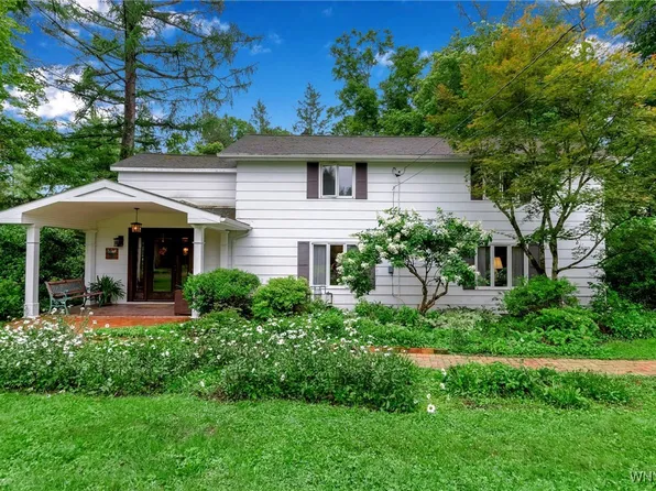 3337 Beyer Rd, Delevan, NY 14042