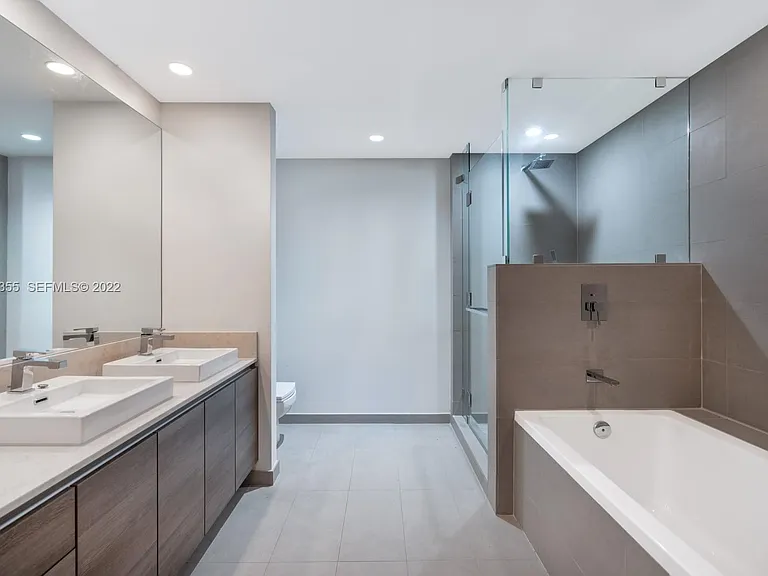 1080 Brickell Ave #1306 — Photo 6