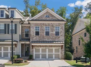 2020 Towneship Trl, Roswell, GA 30075