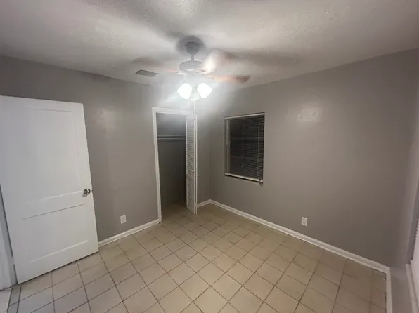 530 42nd St, West Palm Beach, FL 33407