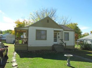 13 Drury Ln, Lebanon, MO 65536