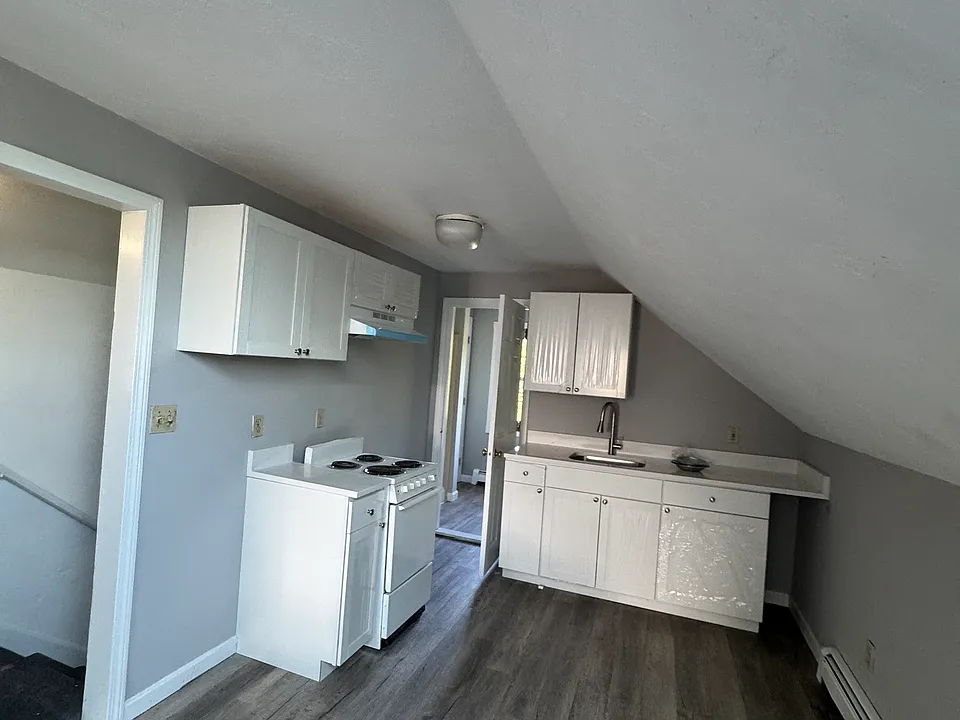 79 Summer St #3
