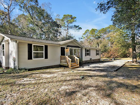 2nd image of 8921 Bonaparte Drive SW