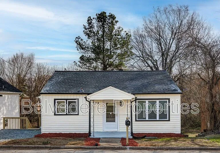 709 Langford Ave — Photo 1