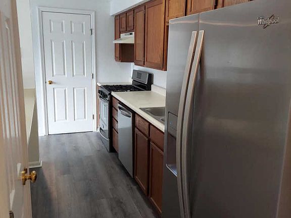 5th image of 153 Kenwood Dr