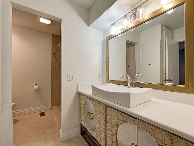 1510 Glenbrook Dr #1510 — Photo 8