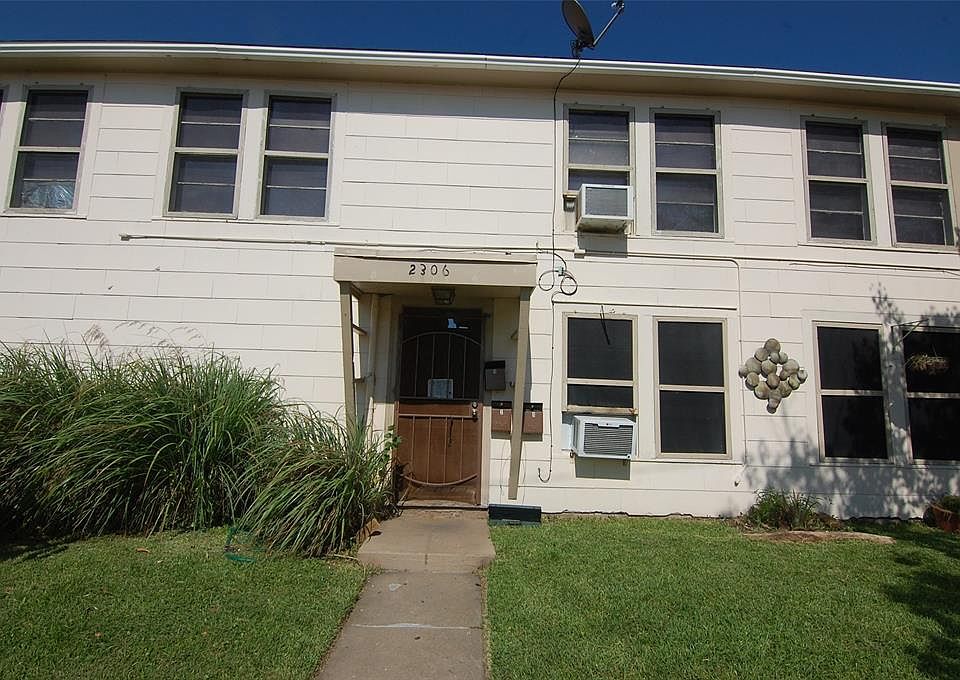 1st image of 2306 42nd St #1