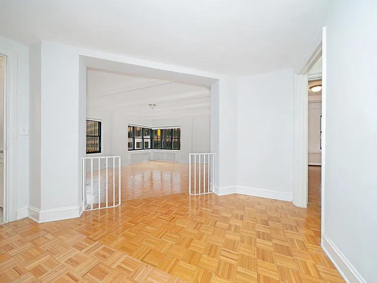 400 E 57th St #4K — Photo 4