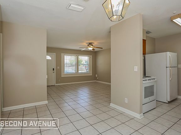 4th image of 6111 Shetland Rd