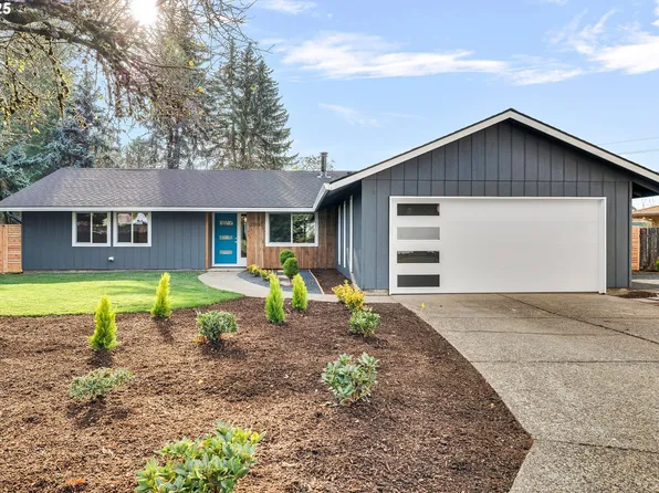21800 SW Blaine St, Aloha, OR 97003