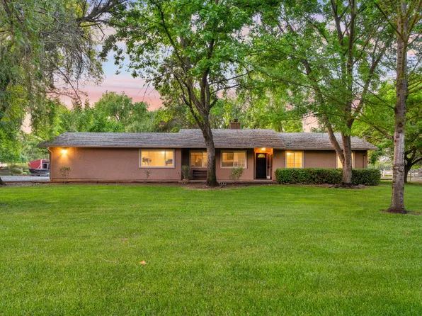 9475 Alta Mesa Rd, Wilton, CA 95693