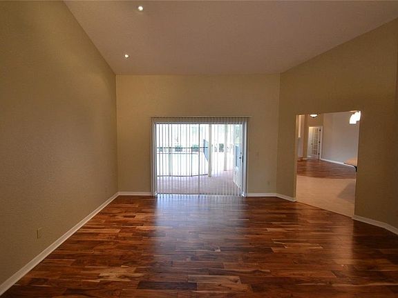 5th image of 3805 Turkey Oak Dr