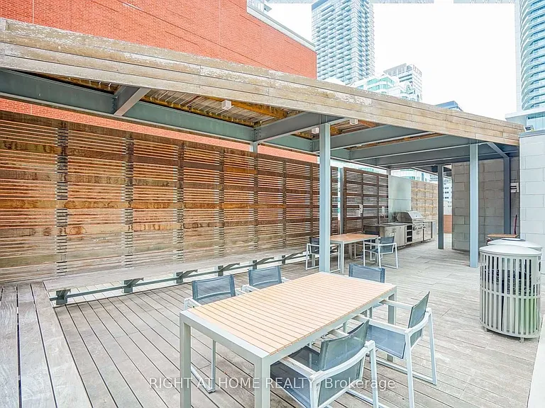 8 Mercer St #1903 — Photo 23