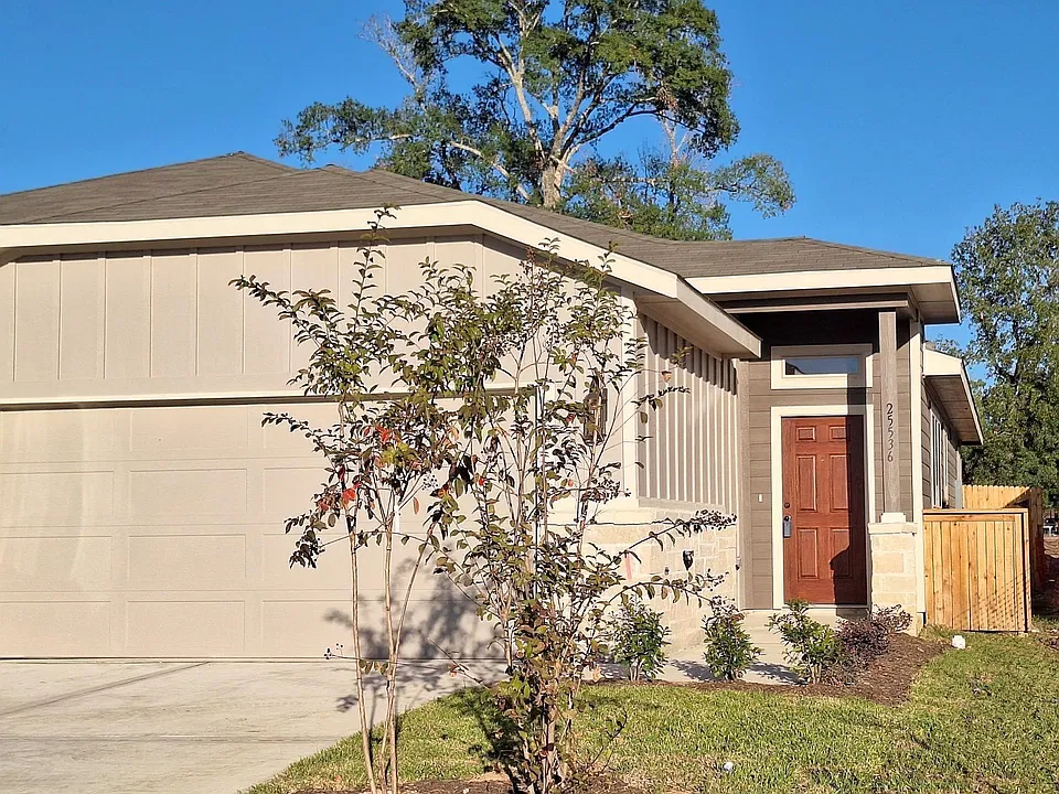 25536 Starling Ln