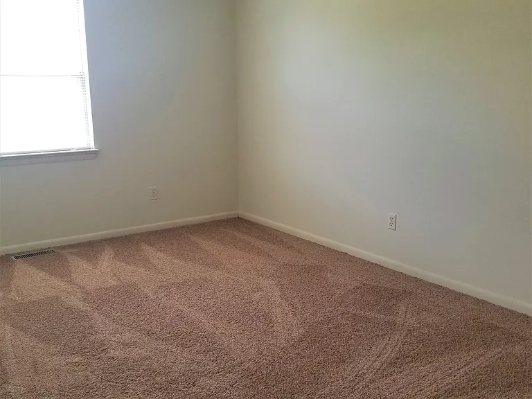 400 Brookridge Ave #F — Photo 14