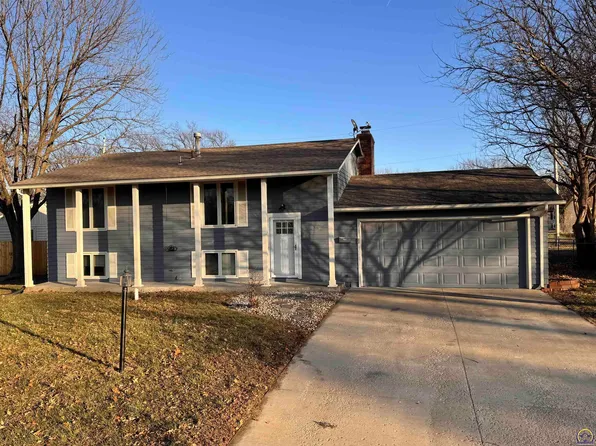 3036 SW Boswell Ave, Topeka, KS 66611