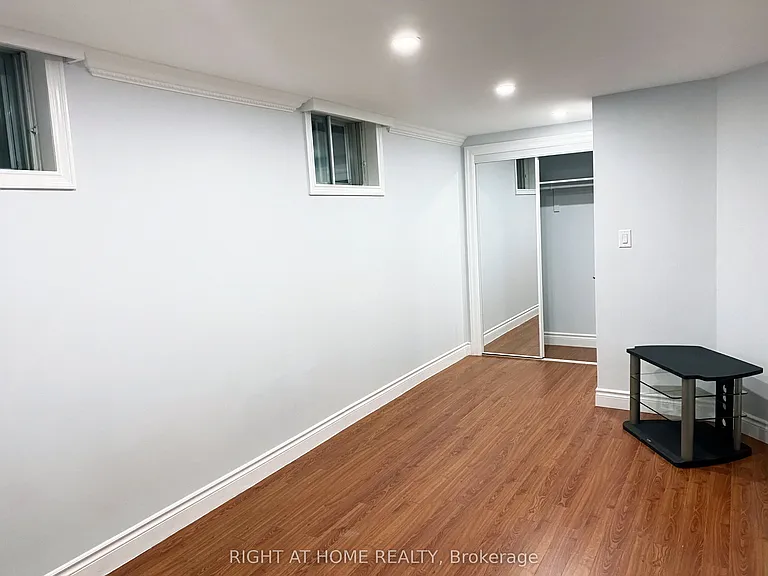 3631 Molly Ave — Photo 8