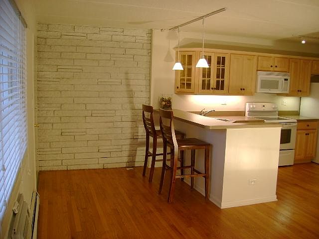 breakfast bar