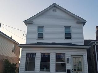 204 Division Ave, Ellwood City, PA 16117